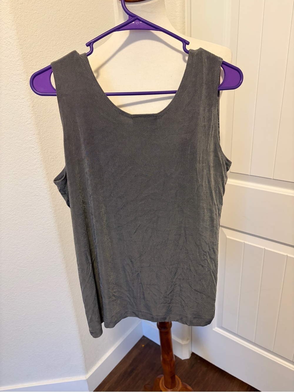 Chico's Gray Scoop Neck Tank - Picture 3 of 3